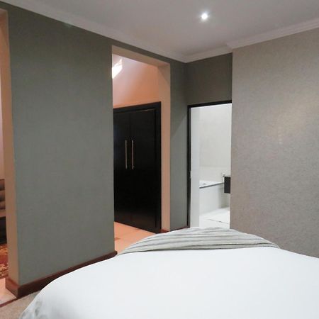 Jedidja Bed And Breakfast Bloemfontein Exterior photo